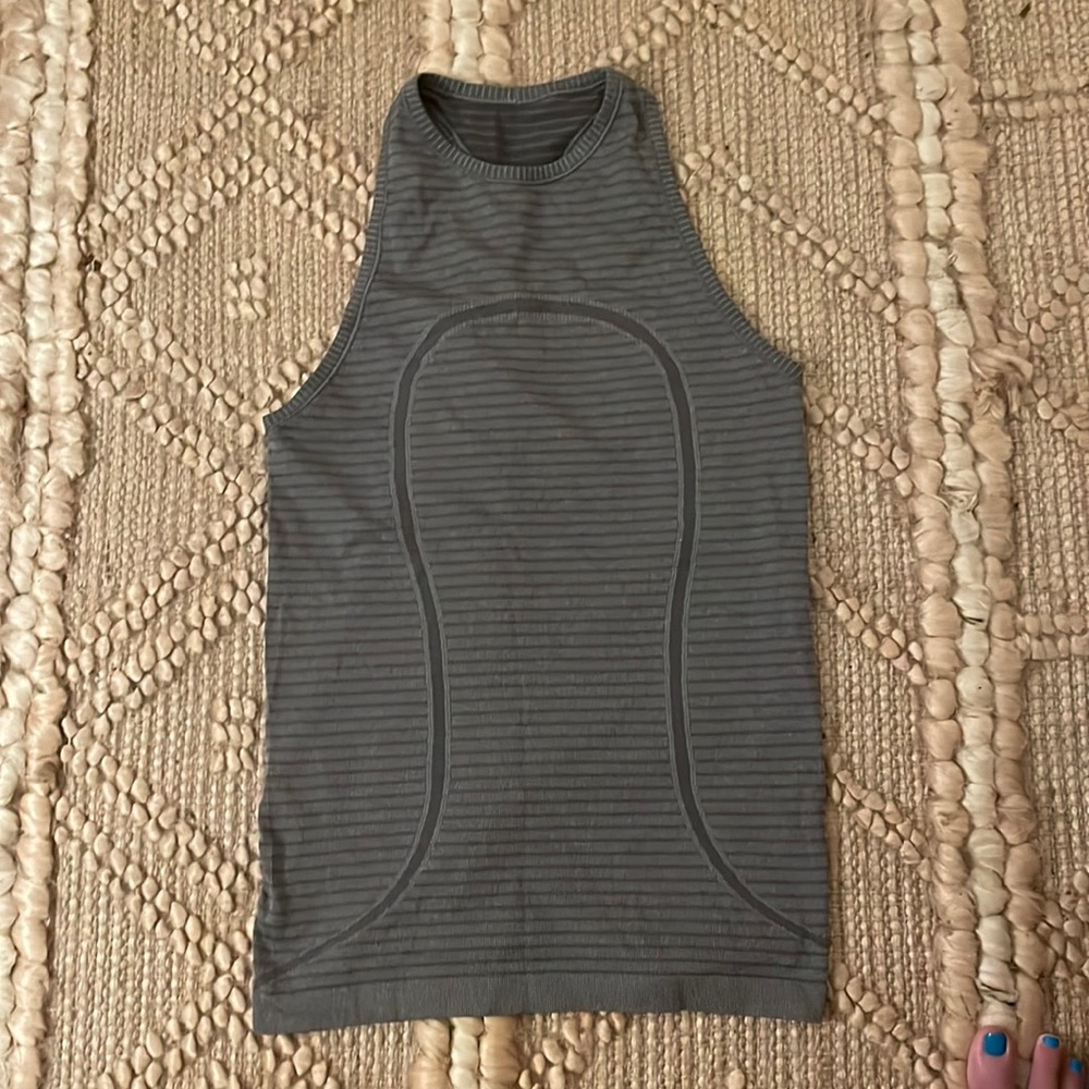 Lululemon Swiftly Tech High Neck Tank Top